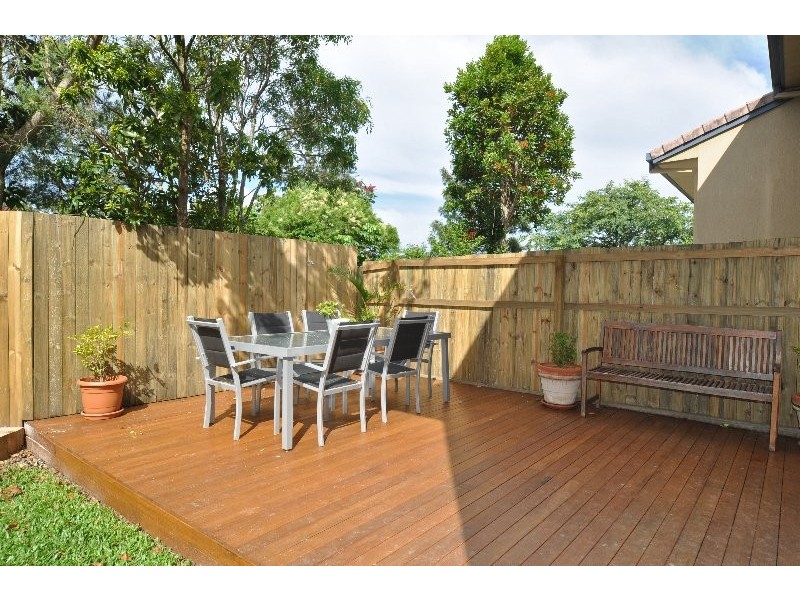 32/63 Olsen Avenue, Labrador QLD 4215