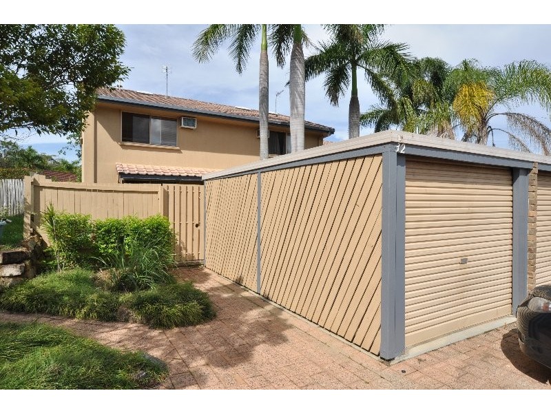 32/63 Olsen Avenue, Labrador QLD 4215