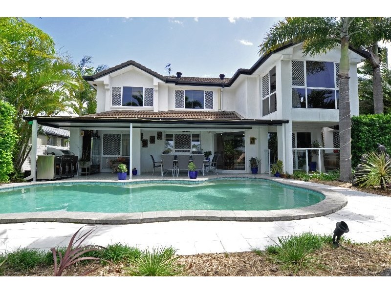 442 Oxley Drive, Runaway Bay QLD 4216