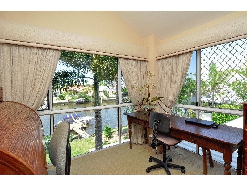 442 Oxley Drive, Runaway Bay QLD 4216