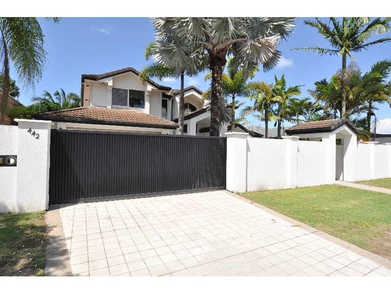 442 Oxley Drive, Runaway Bay QLD 4216