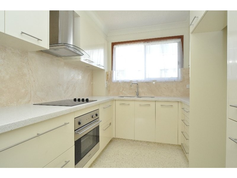 2/38 Brighton Street, Biggera Waters QLD 4216