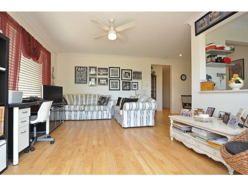 8/6 Broad Street, Labrador QLD 4215