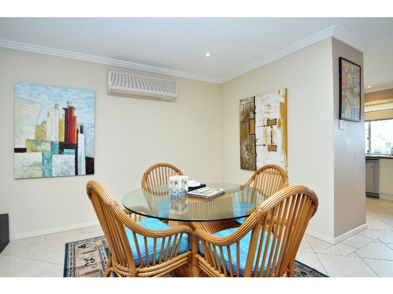 44/76 Bayview Street, Runaway Bay QLD 4216