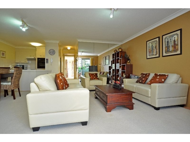 47/37 Bayview Street, Runaway Bay QLD 4216