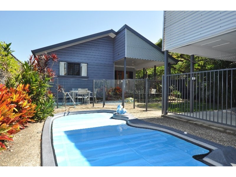 57 Annerley Avenue, Runaway Bay QLD 4216