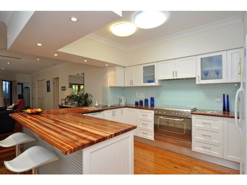 57 Annerley Avenue, Runaway Bay QLD 4216