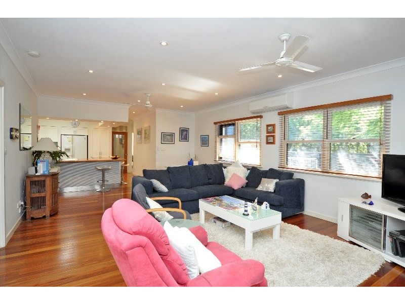 57 Annerley Avenue, Runaway Bay QLD 4216