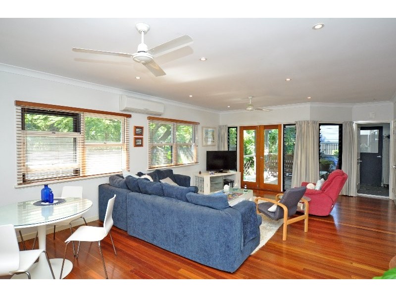 57 Annerley Avenue, Runaway Bay QLD 4216