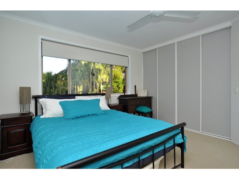 11/461 Pine Ridge Road, Runaway Bay QLD 4216