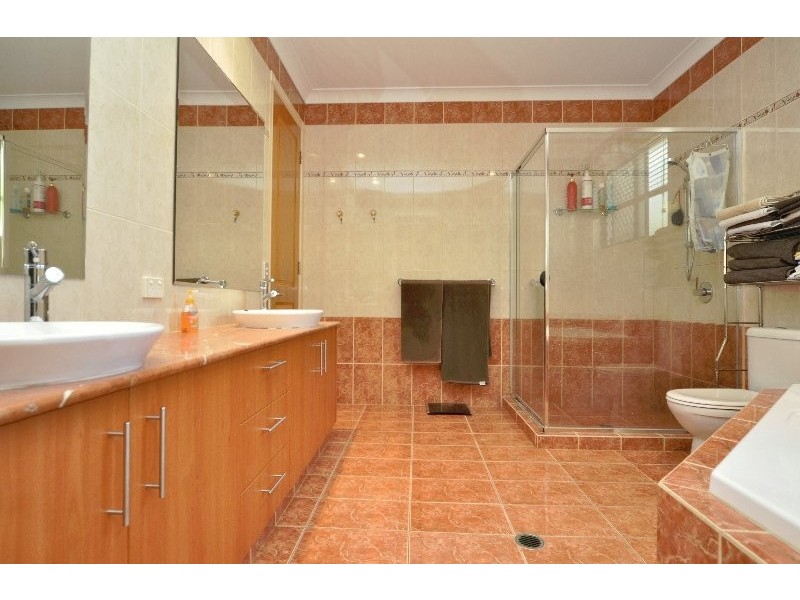 3 Biscay Way, Coombabah QLD 4216