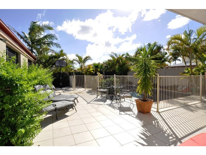 3 Biscay Way, Coombabah QLD 4216