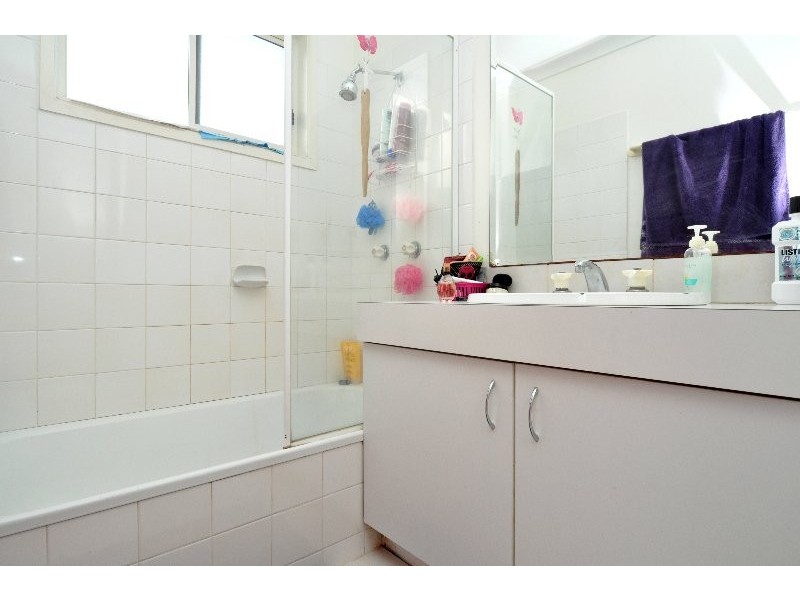 48 Hollywell Road, Biggera Waters QLD 4216