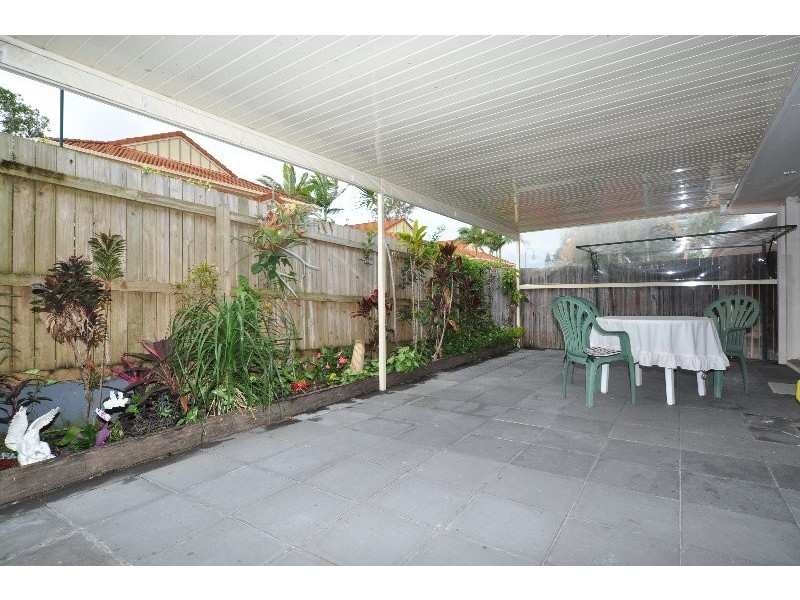 16/433 Pine Ridge Road, Runaway Bay QLD 4216