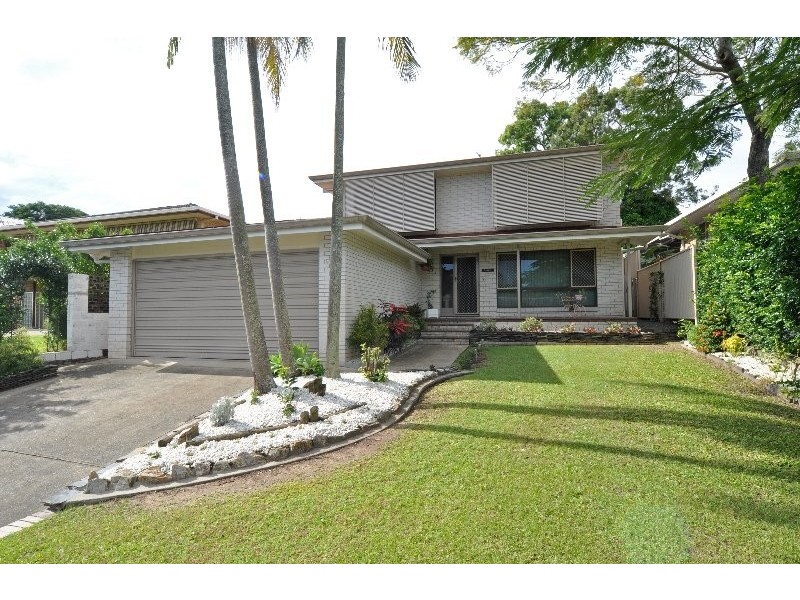 9 Clifton Street, Biggera Waters QLD 4216