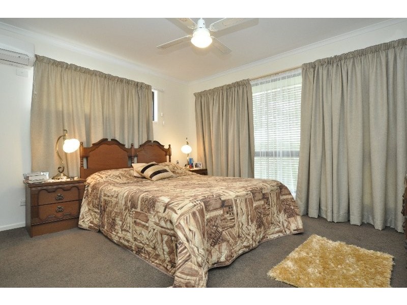 9 Clifton Street, Biggera Waters QLD 4216