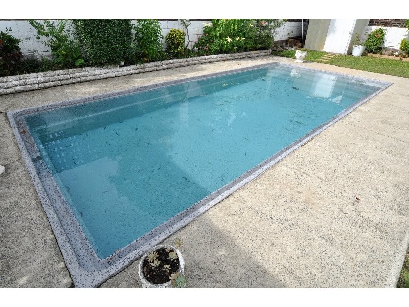 9 Clifton Street, Biggera Waters QLD 4216