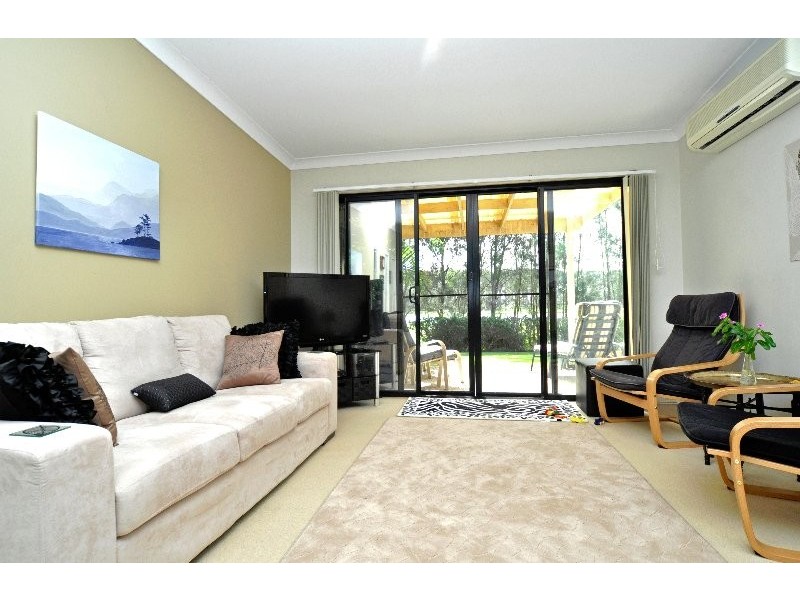 38/19 Santa Barbara Road, Hope Island QLD 4212
