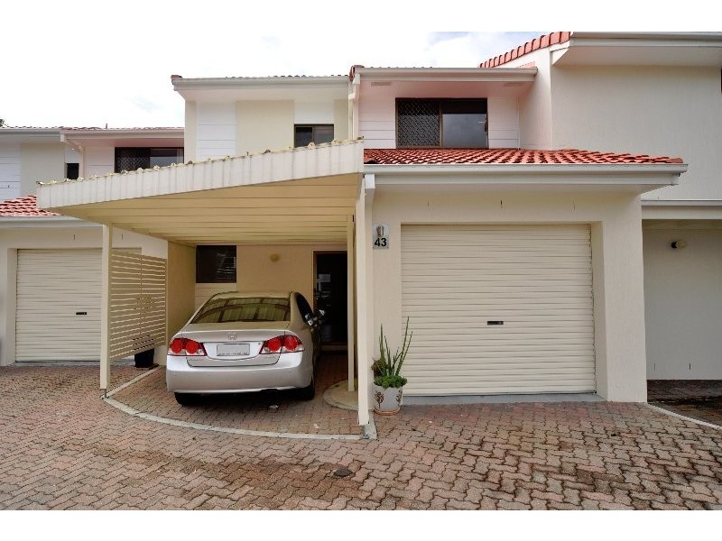 43/81 Boykambil Esplanade, Hope Island QLD 4212