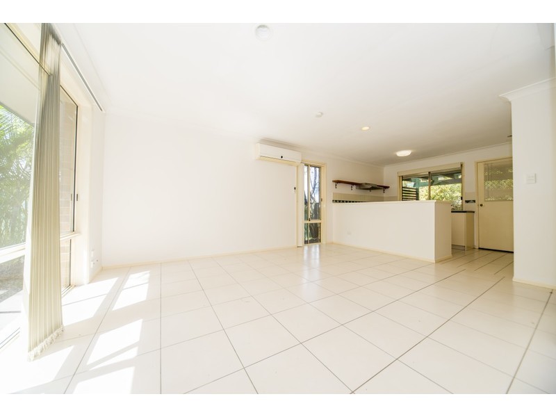 4/125 Hansford Road, Coombabah QLD 4216