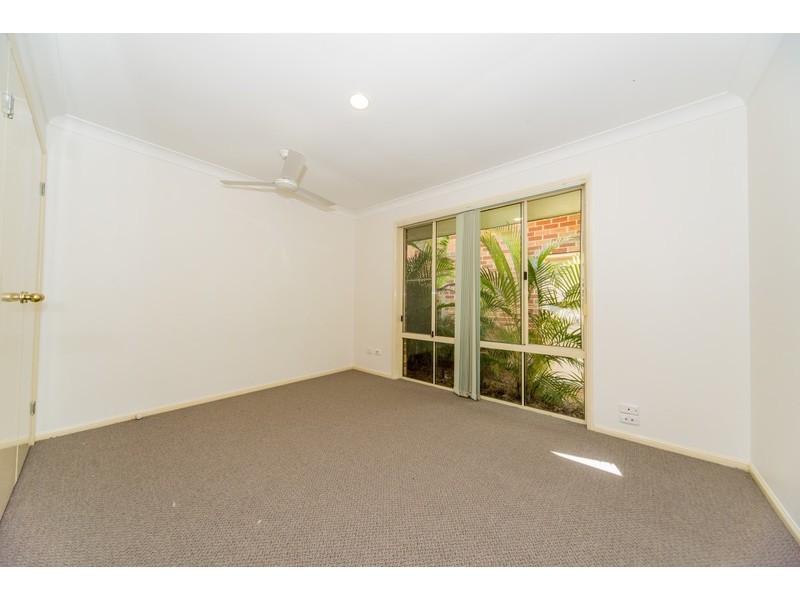 4/125 Hansford Road, Coombabah QLD 4216