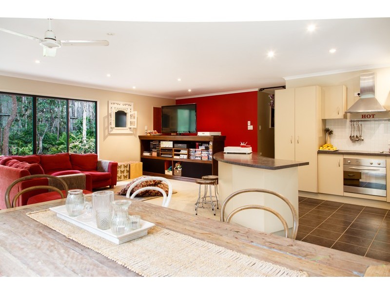 87 Parkdale Road, Doonan QLD 4562