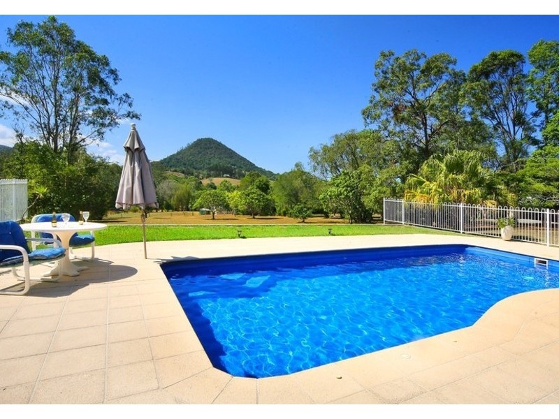 13 Mountain View Road, Pinbarren QLD 4568