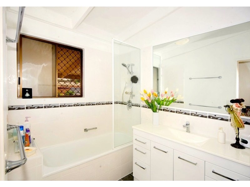 13 Mountain View Road, Pinbarren QLD 4568