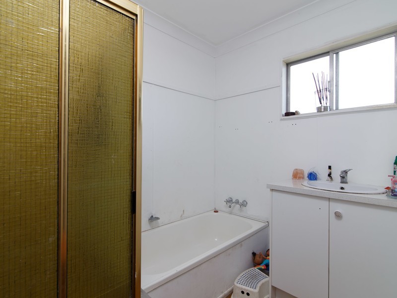 38 Odra Street, Camira QLD 4300