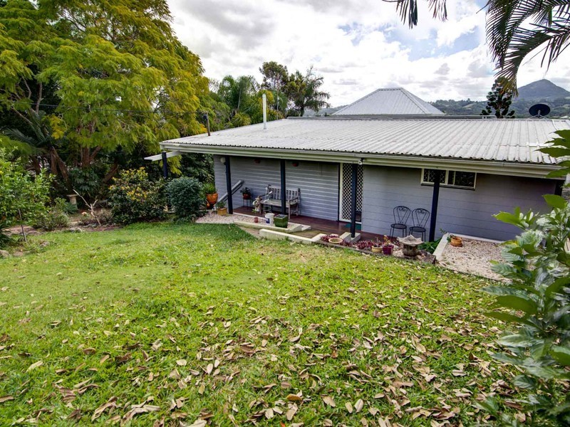 8 Barlee Street, Eumundi QLD 4562