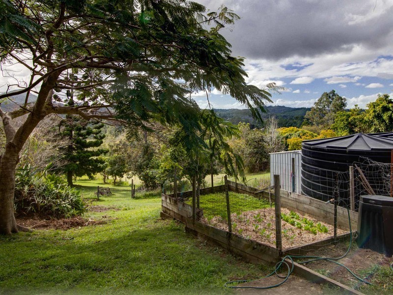 8 Barlee Street, Eumundi QLD 4562