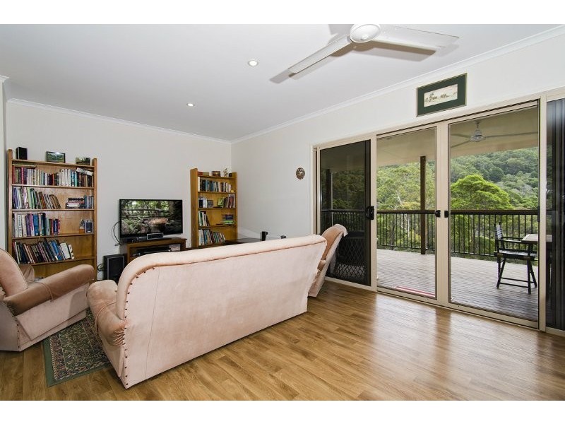 68 Golden Rain Lane, Eumundi QLD 4562