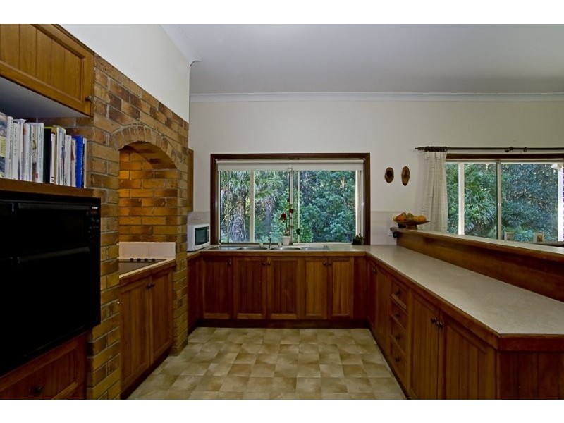 151 Dath Henderson Road, Tinbeerwah QLD 4563