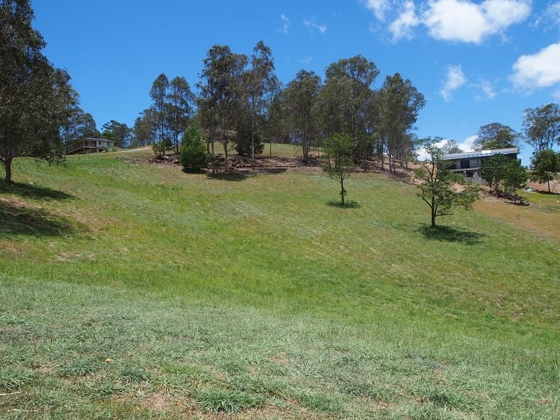 42 WHISPERING GUM AVE, Eumundi QLD 4562