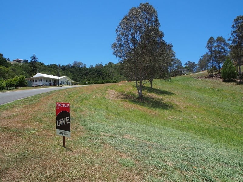 42 WHISPERING GUM AVE, Eumundi QLD 4562