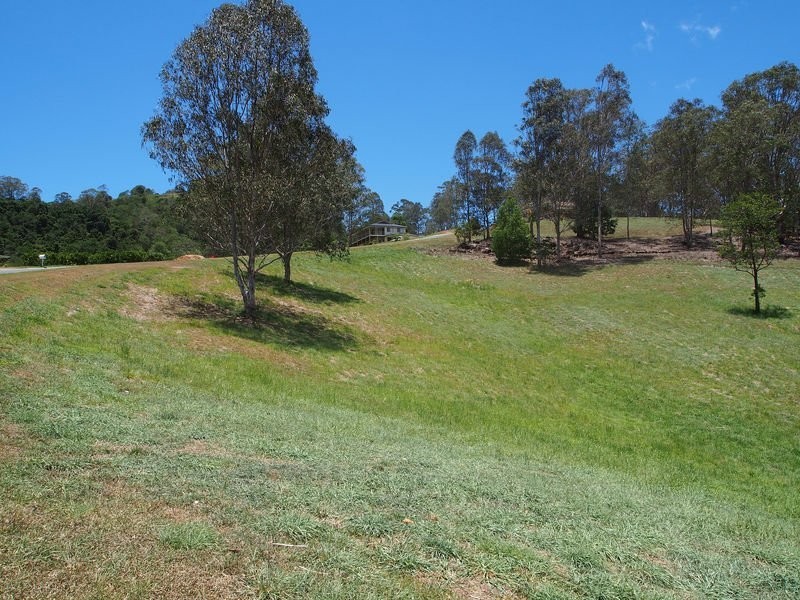 42 WHISPERING GUM AVE, Eumundi QLD 4562