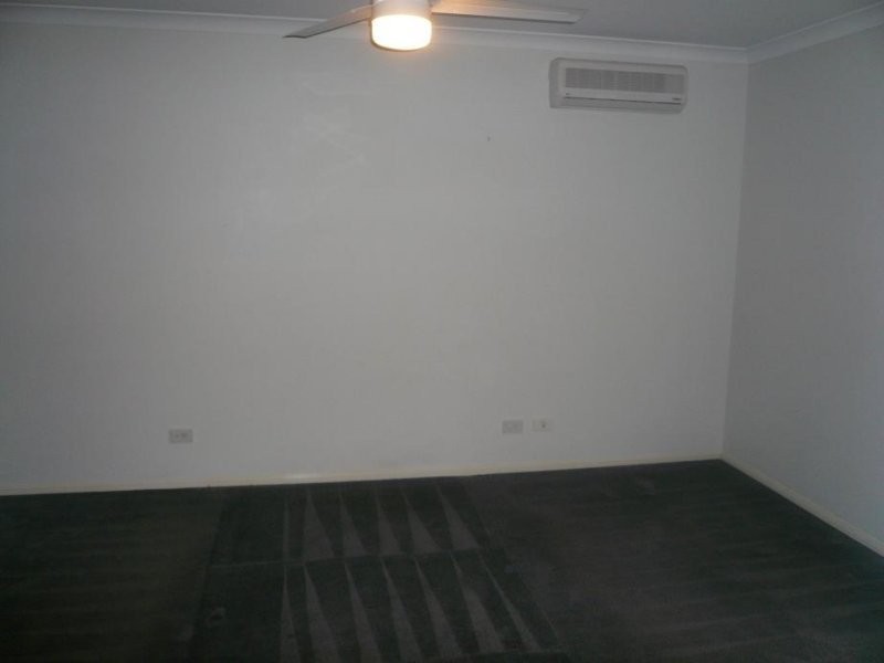 8 Bartlefrere Crescent, Algester QLD 4115