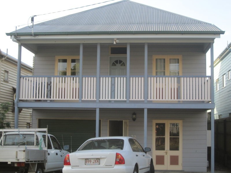 32A Redfern Street, Woolloongabba QLD 4102