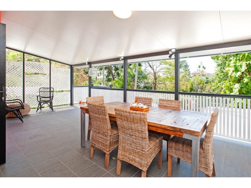 15 Drake Street, West End QLD 4101