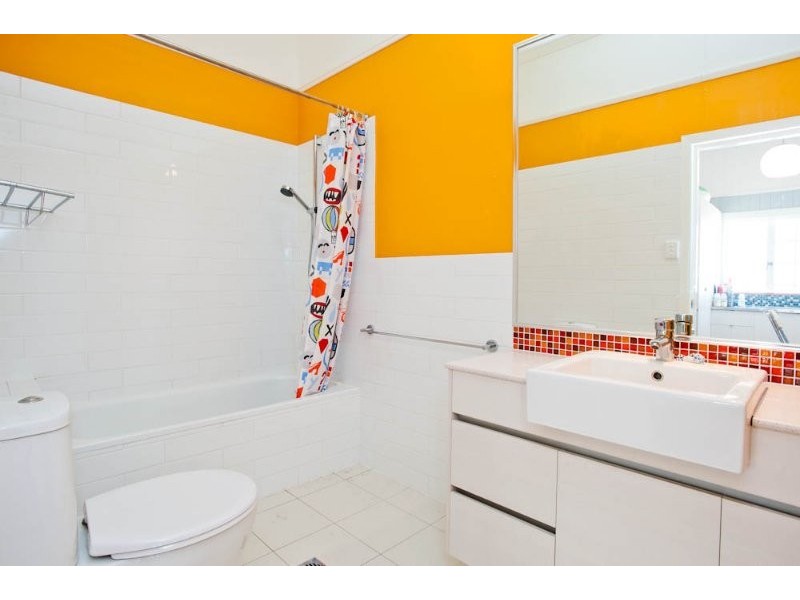 15 Drake Street, West End QLD 4101