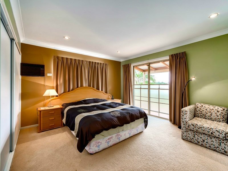 20 Forsyth Street, Fairfield QLD 4103