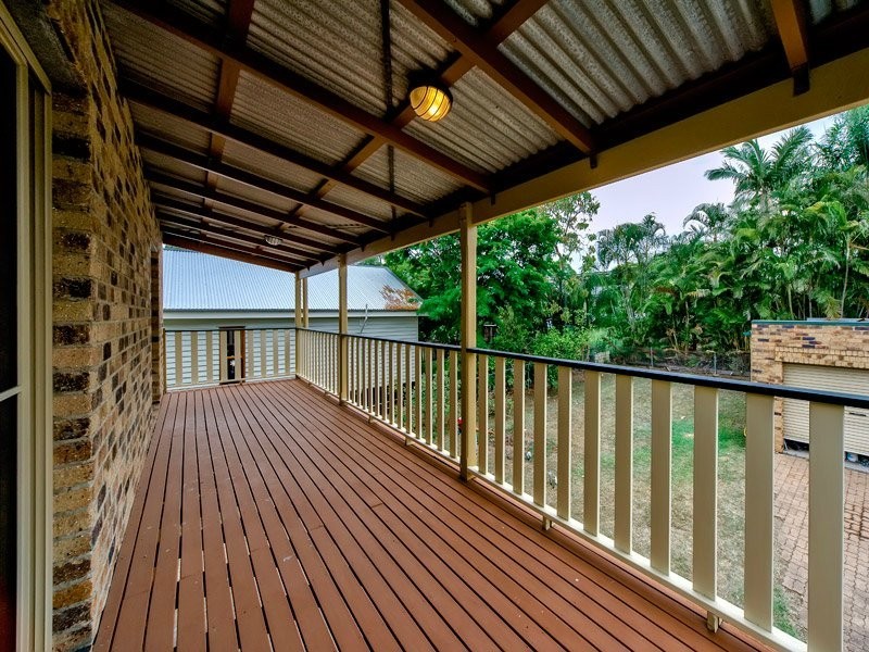 20 Forsyth Street, Fairfield QLD 4103