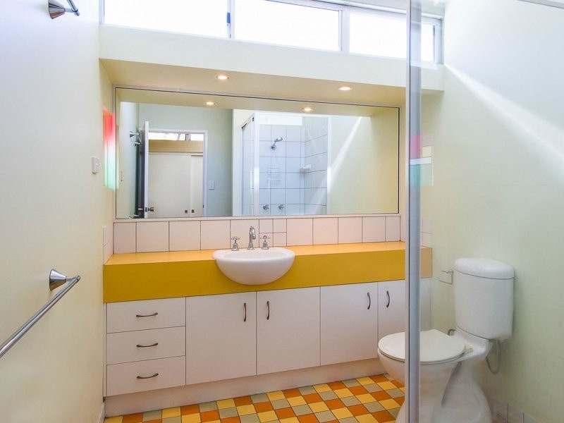 15 West Street, Highgate Hill QLD 4101