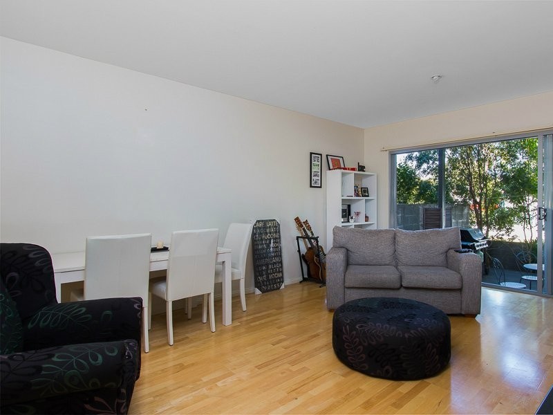 4/134 Thynne Rd, Morningside QLD 4170