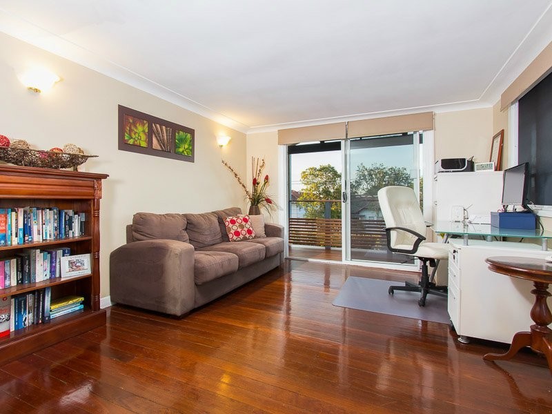 61 Halland Tce, Camp Hill QLD 4152