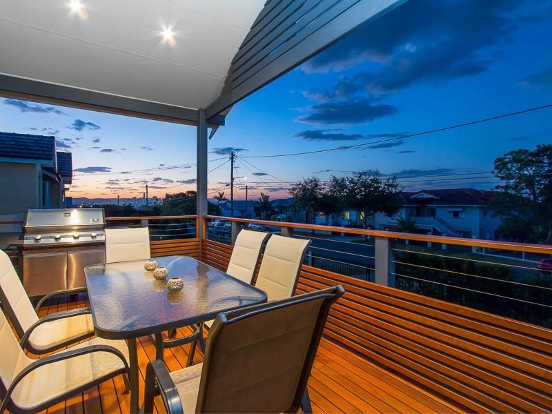 61 Halland Tce, Camp Hill QLD 4152