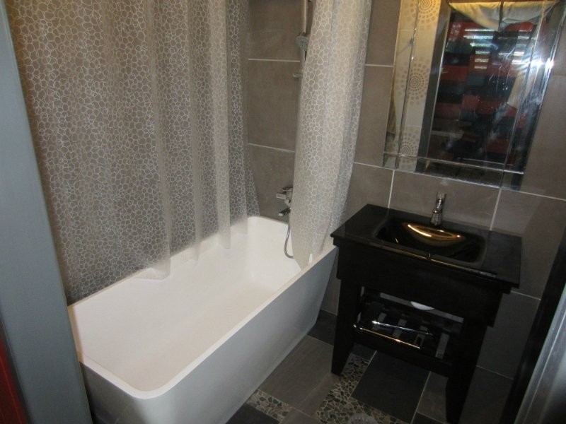 187 Gladstone Rd, Highgate Hill QLD 4101