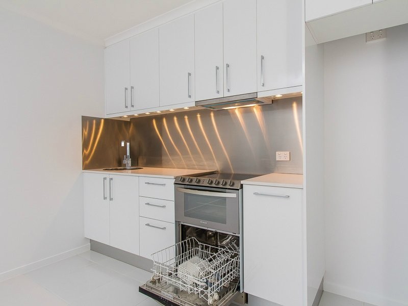 4/22 Redfern Street, Woolloongabba QLD 4102