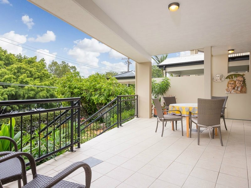 2/26 Paradise Street, Highgate Hill QLD 4101