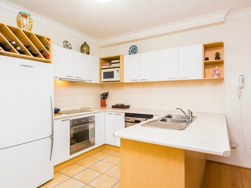 2/26 Paradise Street, Highgate Hill QLD 4101